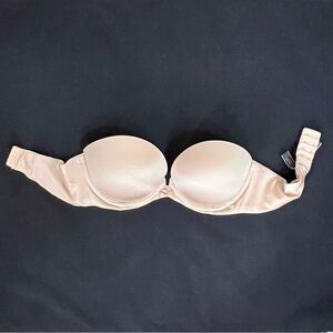Victoria’s Secret Beige Strapless‎ Bra 32D